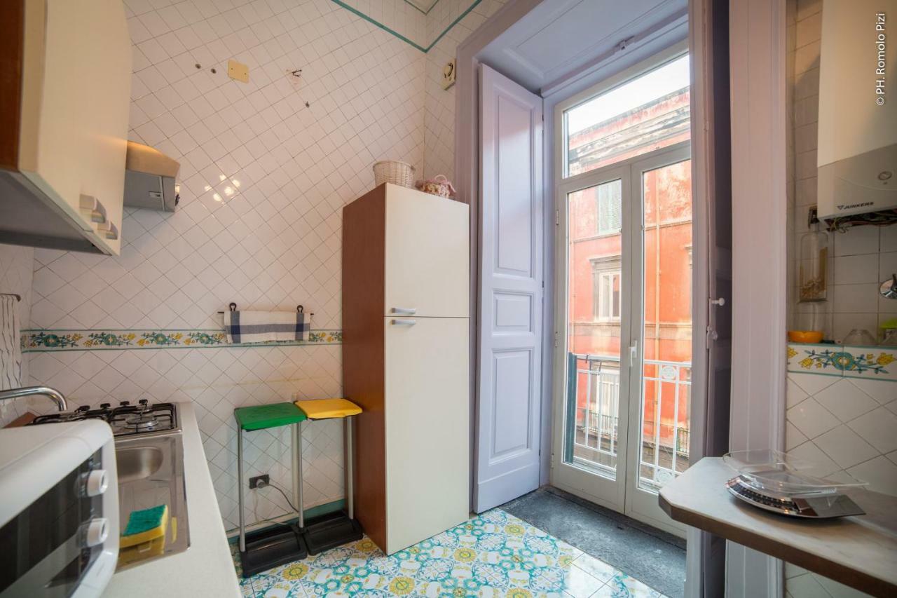 Bed and Breakfast Duomo Miradois 152 Napoli Zewnętrze zdjęcie