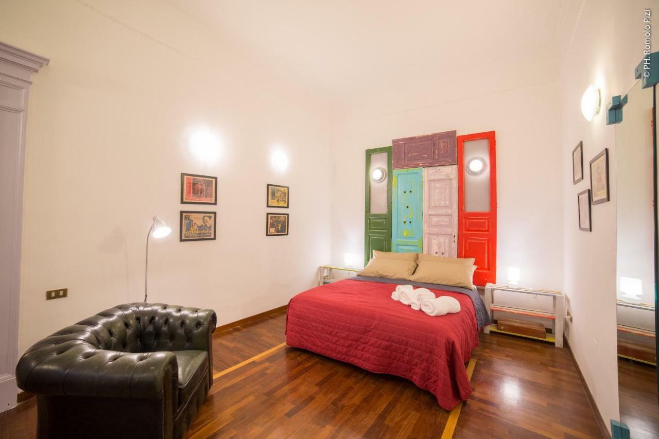 Bed and Breakfast Duomo Miradois 152 Napoli Zewnętrze zdjęcie