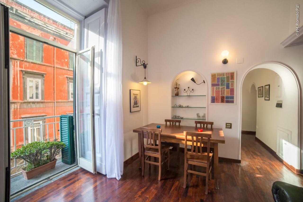 Bed and Breakfast Duomo Miradois 152 Napoli Zewnętrze zdjęcie